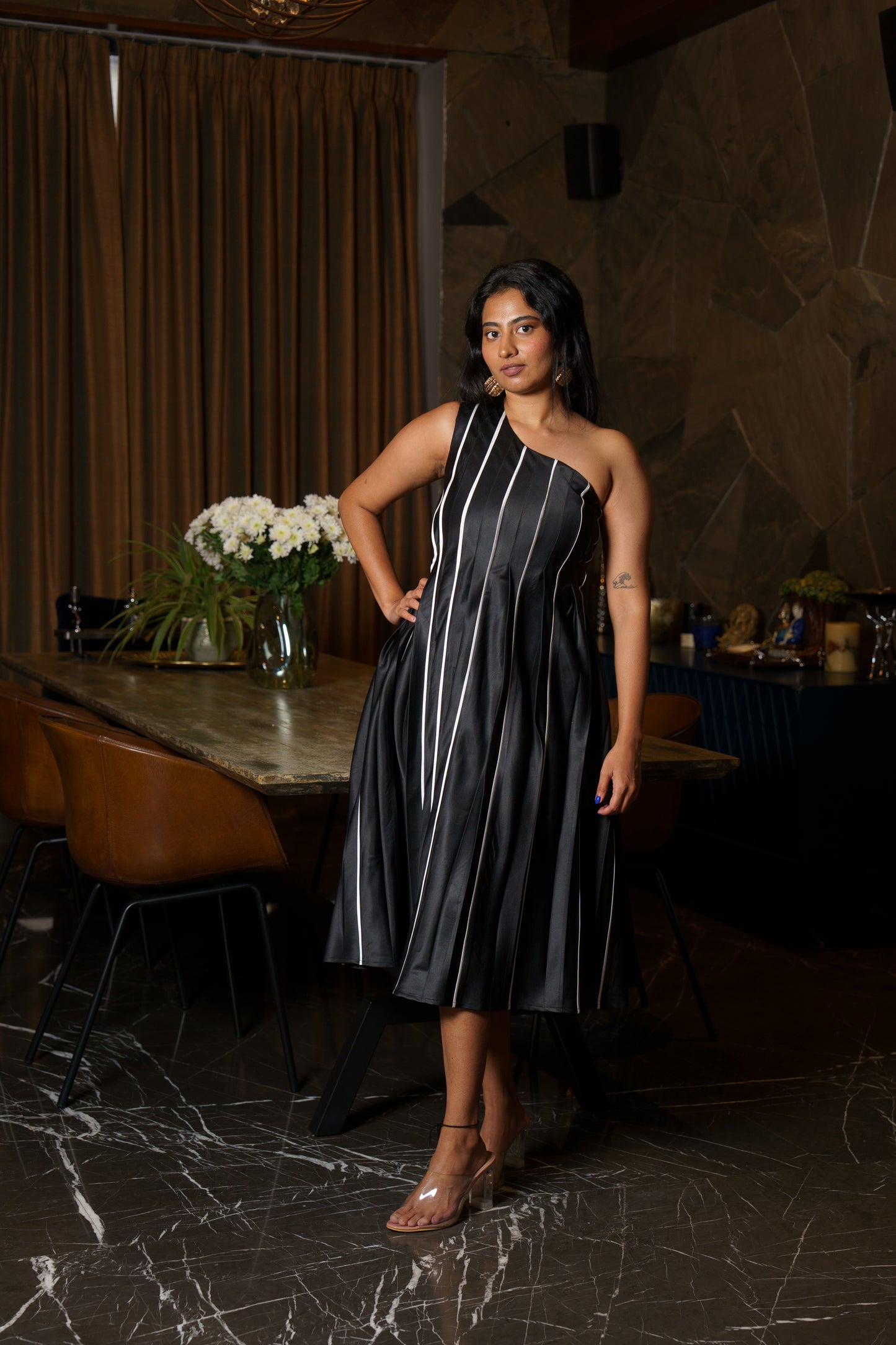 OBSIDIAN VEIN DRESS