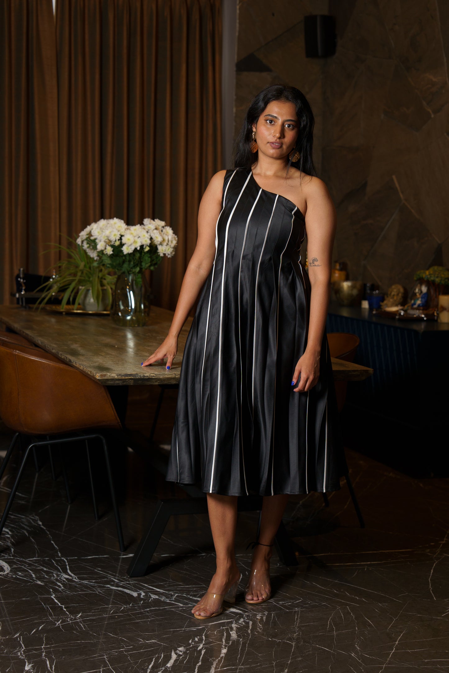 OBSIDIAN VEIN DRESS